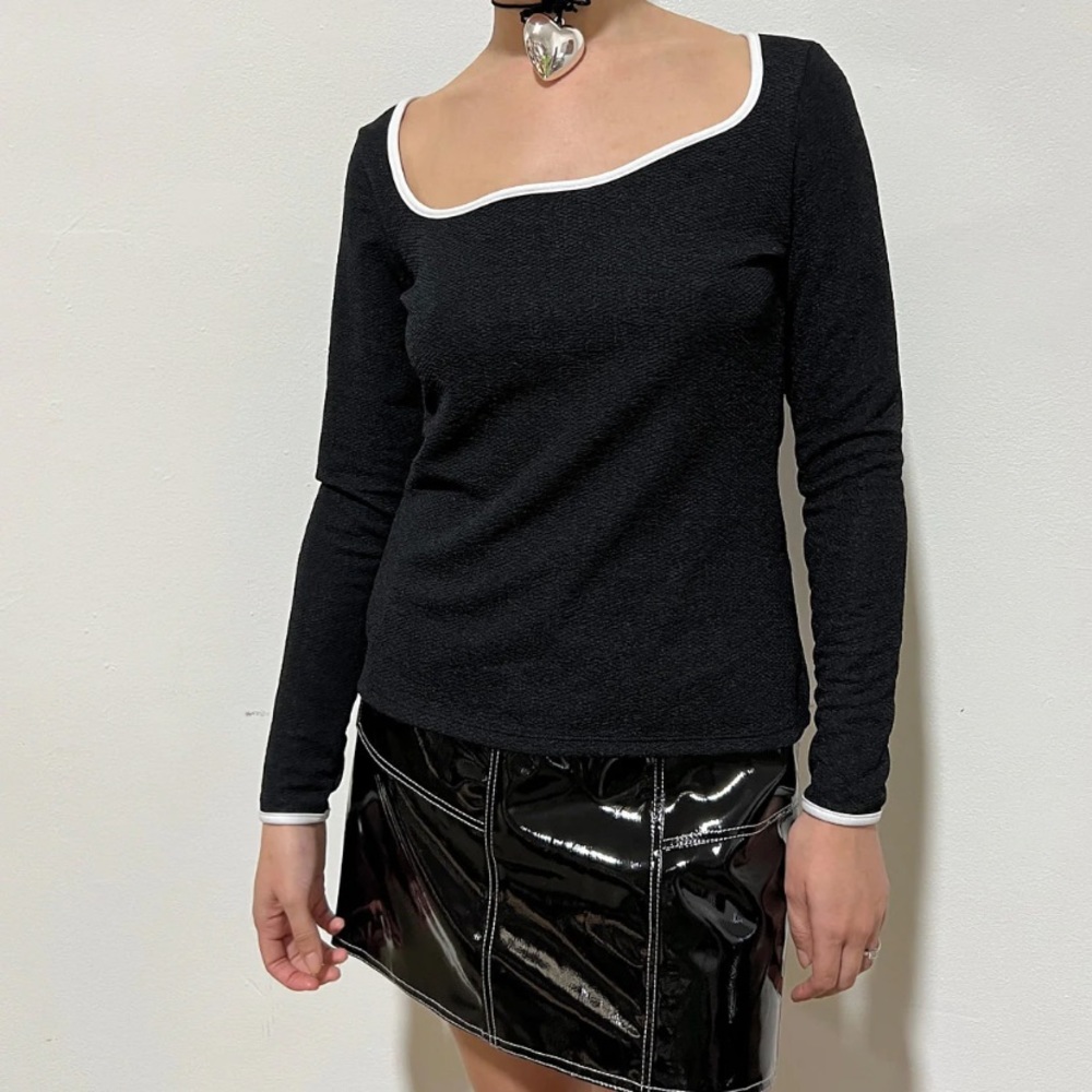 Lisa Says Gah brand Laagam top